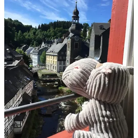 Hueftgold Schlafen & Wohnen Appartement Monschau Buitenkant foto
